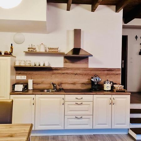 Romantic Apartments Sweet Baci Maribor Exteriör bild